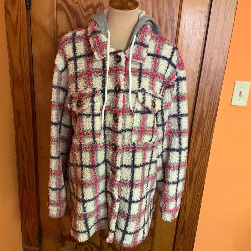 Davi & Dani Fuzzy Plaid Shacket - Picture 6 of 11